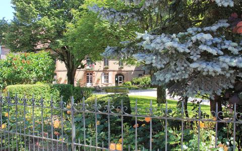 Jardin de l'hôtel de ville - Sézanne